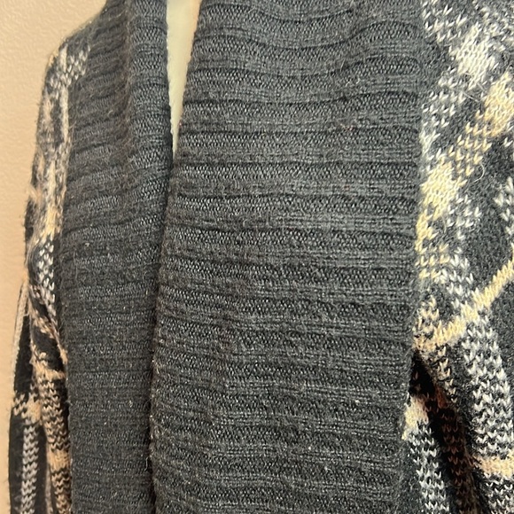 Lane Bryant Black & White Plaid Open-Front Cardigan Sweater 14/16 - Picture 6 of 9